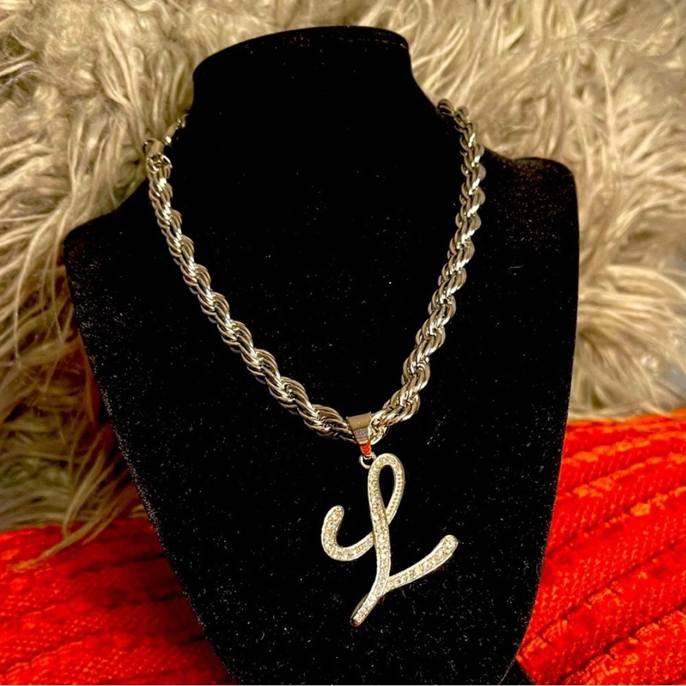 FASHION JEWELRY BRAIDED ROPE CHAIN STAINLESS STEEL WOMEN LETTER L MEDAL ZIRCONIA